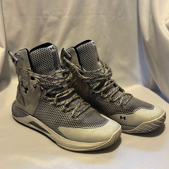 Under Armour HOVR Highlight Ace Womens White Mesh Athletic Volleyball Shoes - Picture 1 of 6